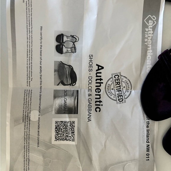 Dolce & Gabbana Women's Purple Heels with COA and bag size 36 1/2 - Picture 2 of 5